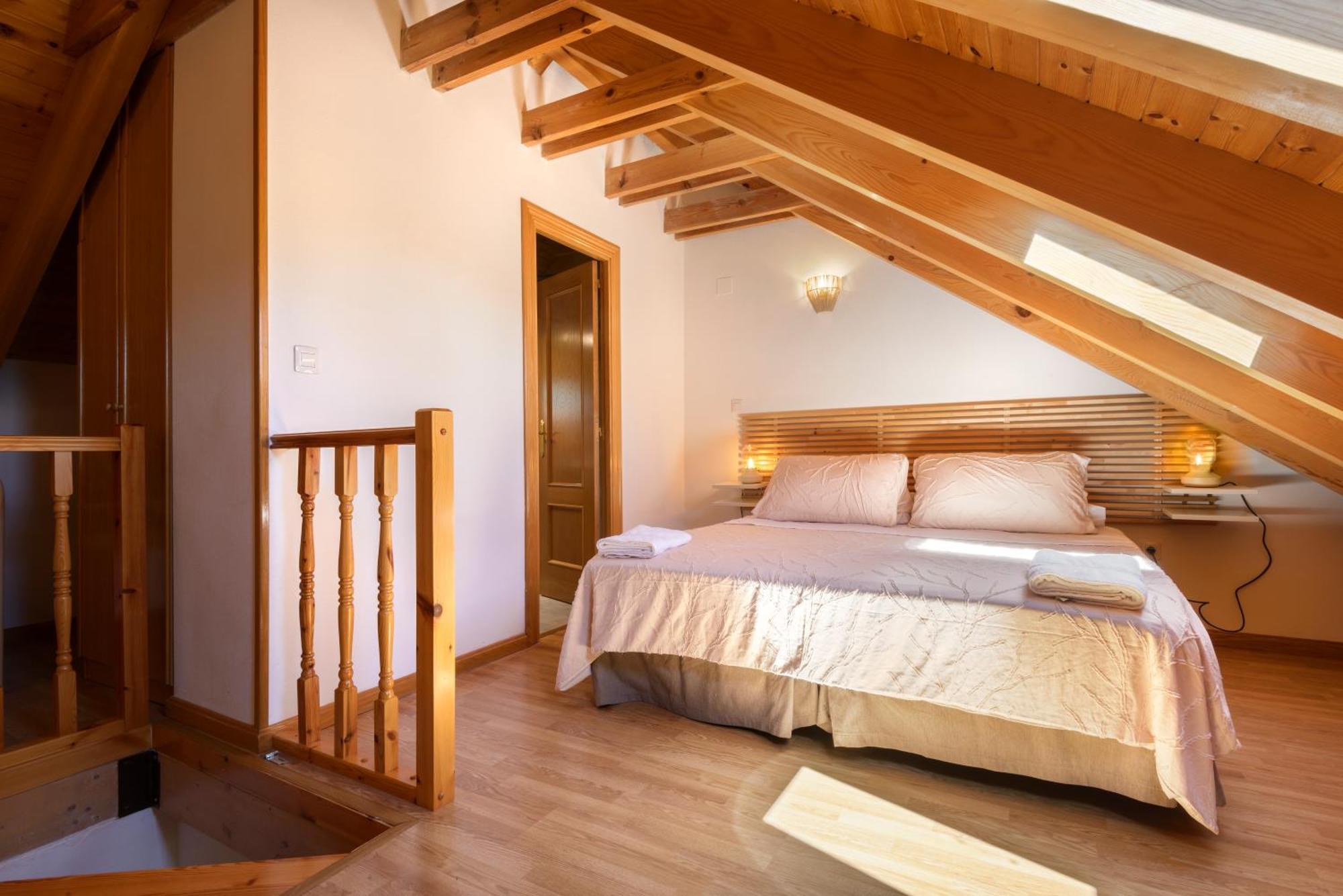 Apartmán Atico Abuhardillado I Aire Acondicionado L Centrico L Garaje L Trastero I Wifi Biescas  Exteriér fotografie