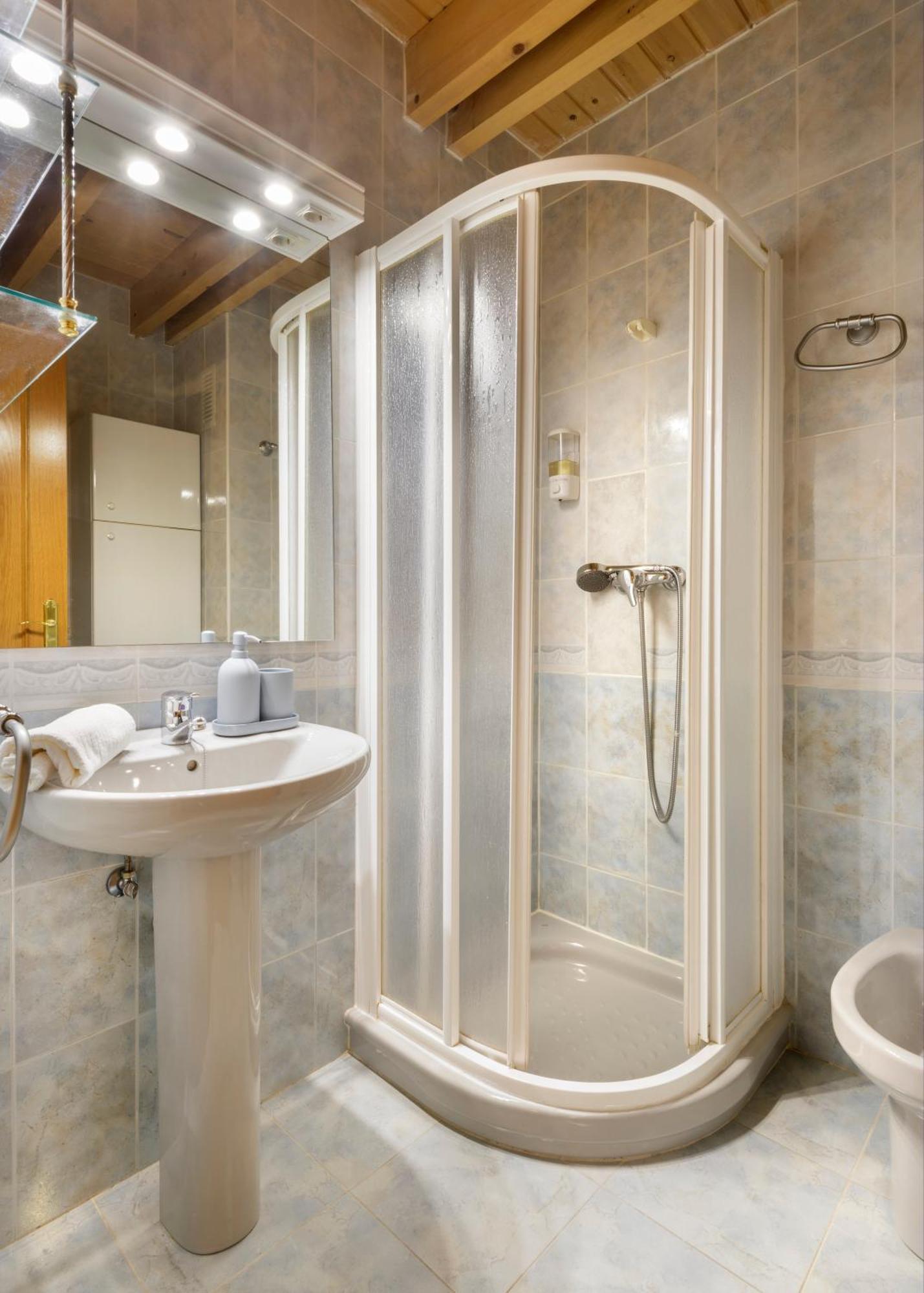 Apartmán Atico Abuhardillado I Aire Acondicionado L Centrico L Garaje L Trastero I Wifi Biescas  Exteriér fotografie